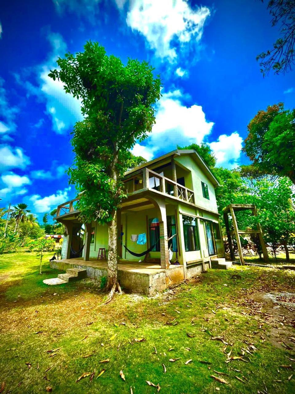 Guesthouse Island Escape South End Екстер'єр фото